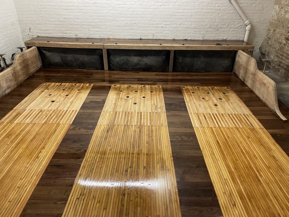 Bowling Alley waxed floors : r/cataclysmdda