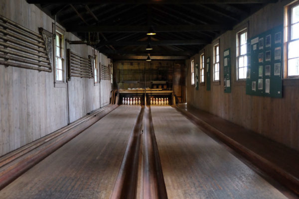 Pee Wee Reese Lanes - Louisville, KY - Vintage Bowling Alley